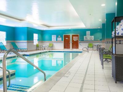 Resort Express & By Ihg 2*