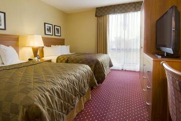 Embassy Hotel 3*