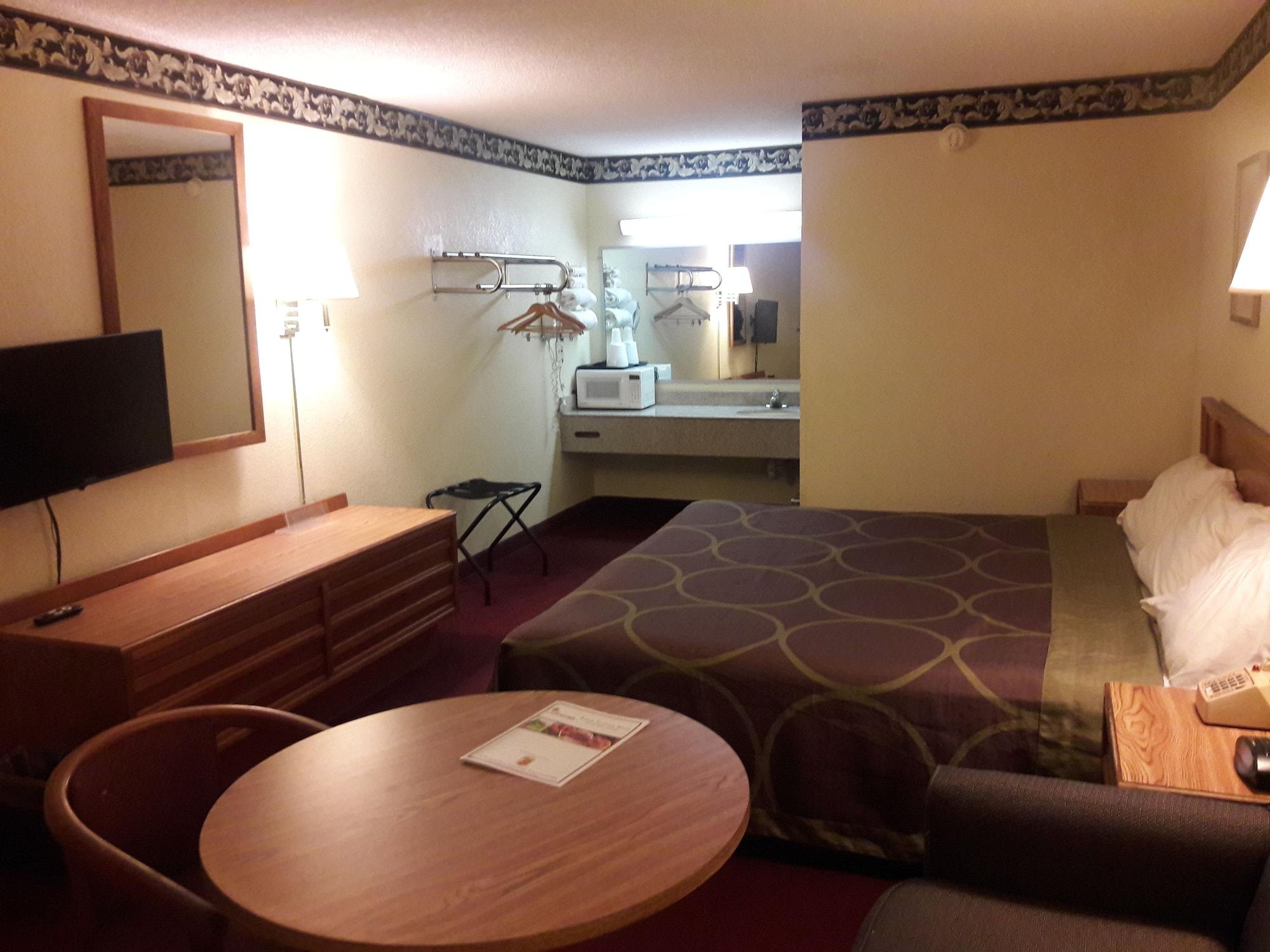 Motel Super