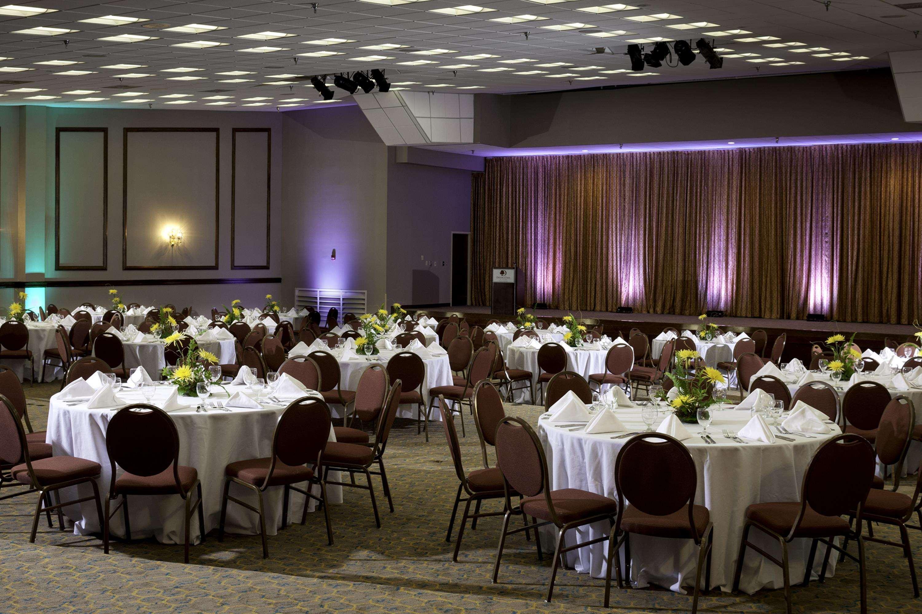 Doubletree By Hilton Hotel Williamsburg