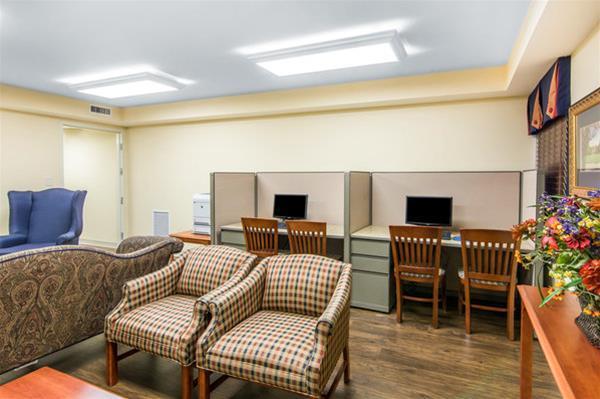 Bluegreen Vacations Patrick Henry Sqr, Ascend Collection Hotel Williamsburg