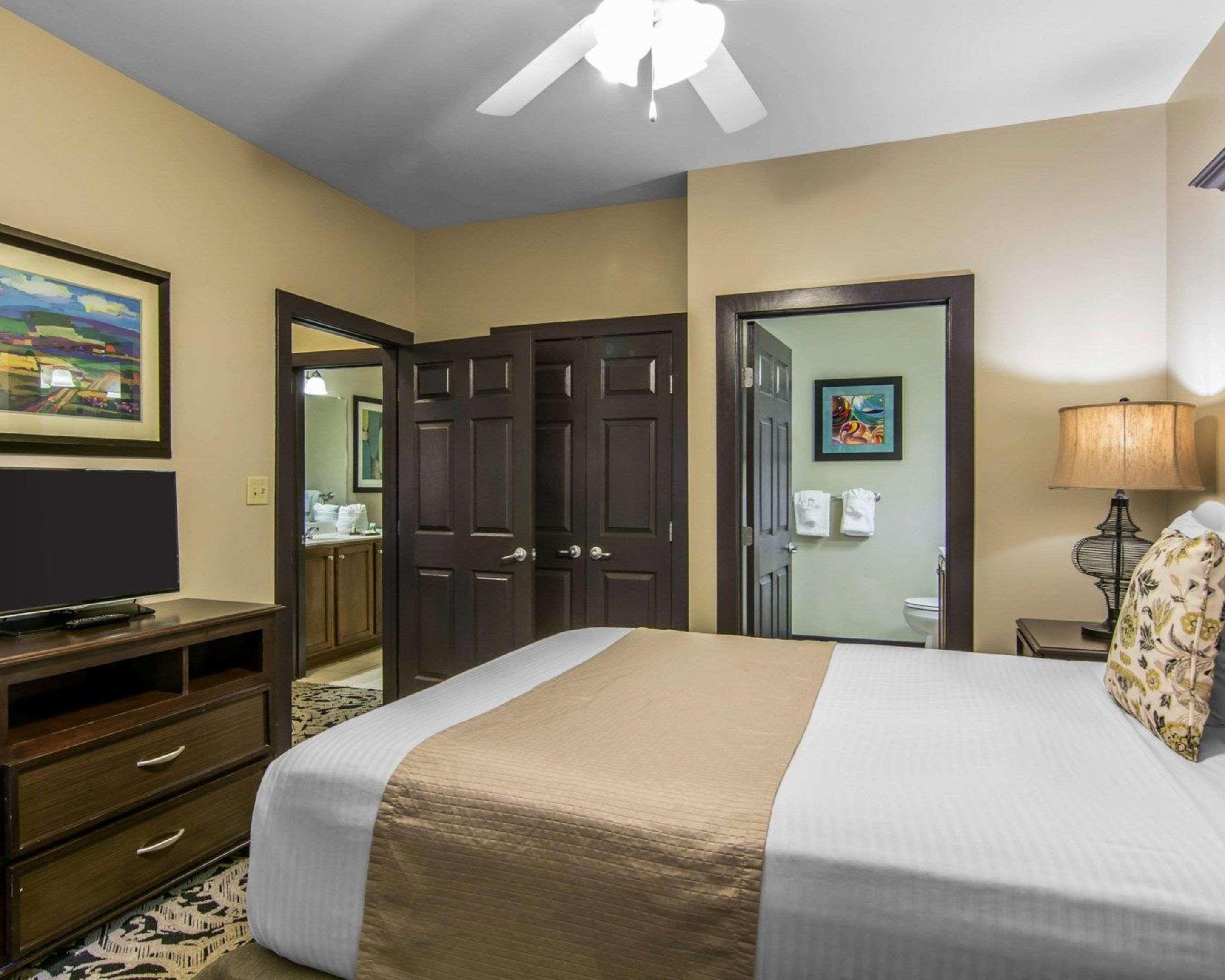 Parkside Holiday park 3*