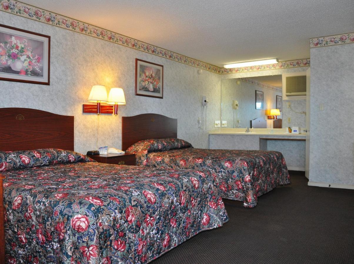 Merrimac & Hotel *