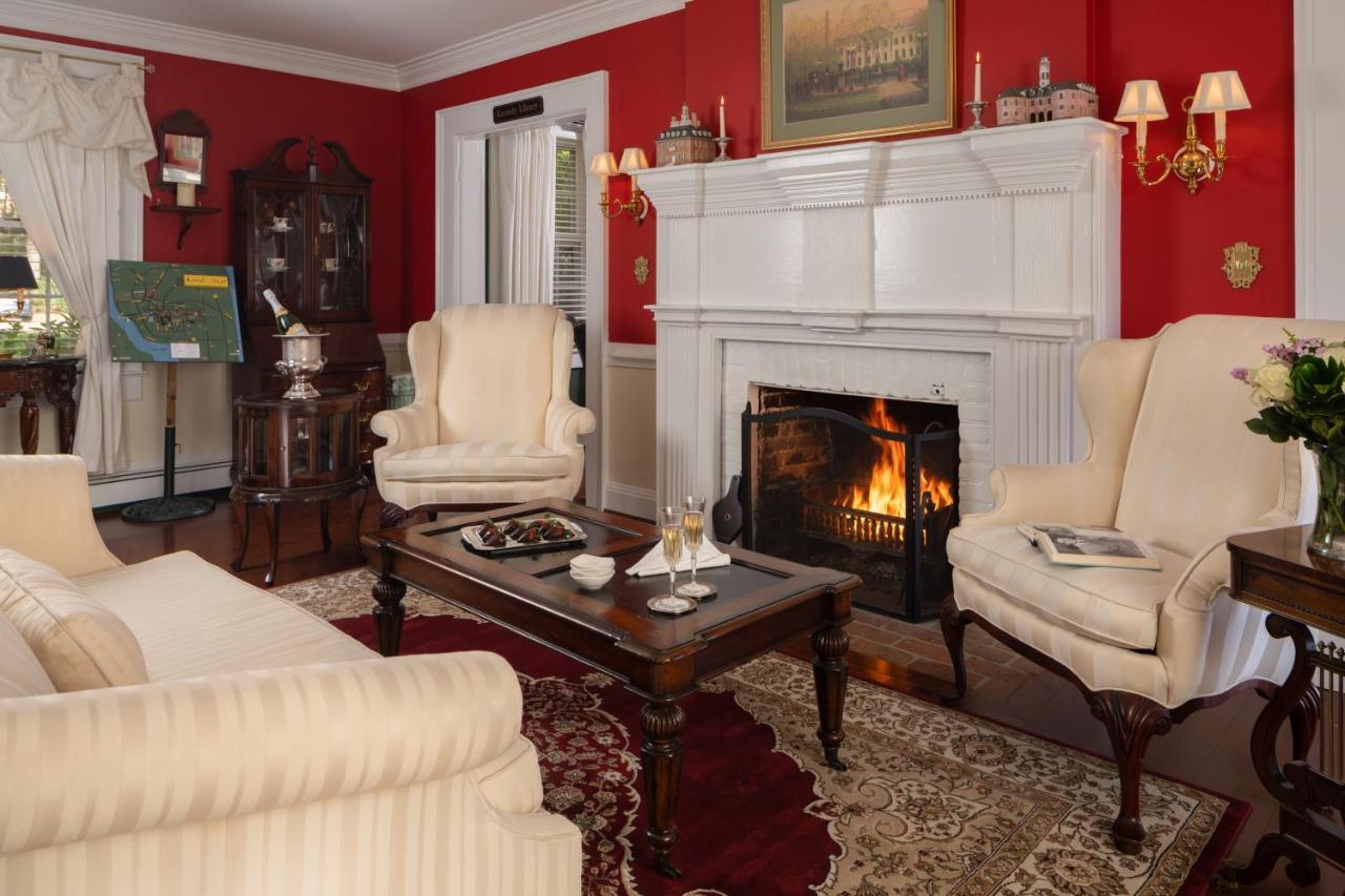 A White House Bed & Breakfast Williamsburg