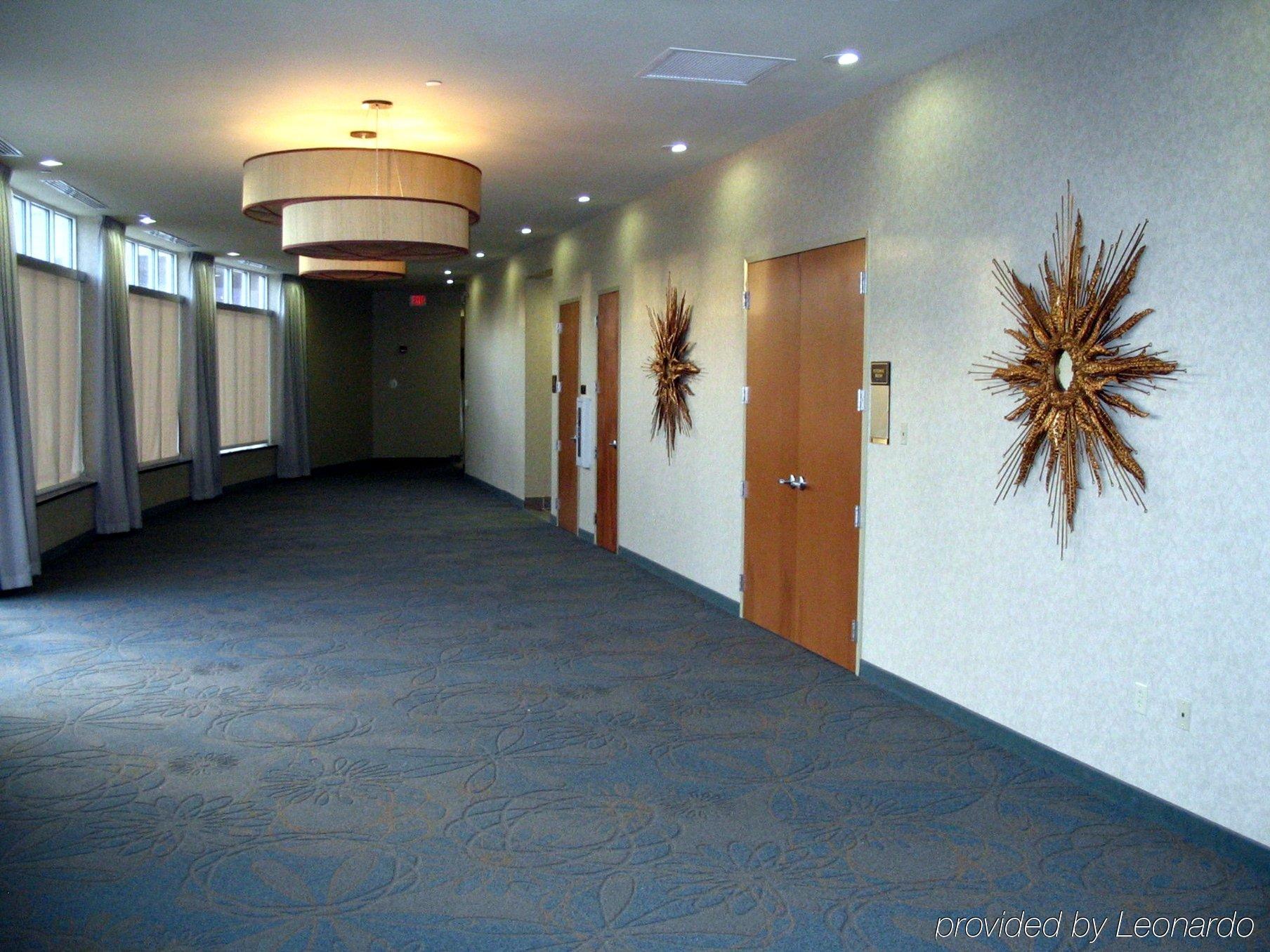 & Gateway By Ihg Resort Williamsburg