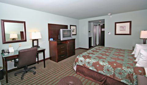 & Gateway By Ihg Resort