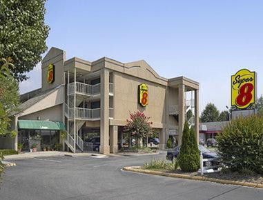 Motel Super Williamsburg