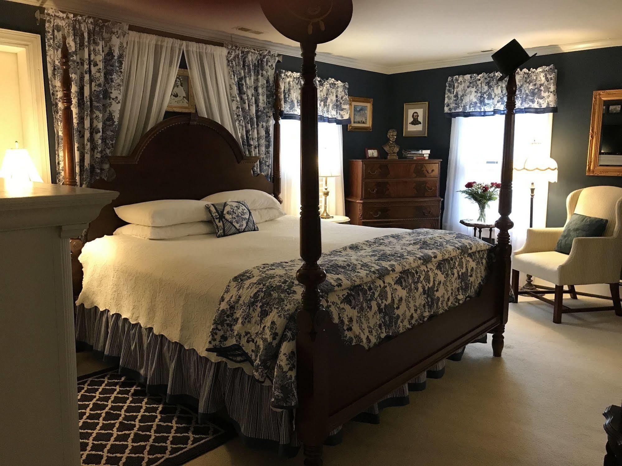 A White House 3* Williamsburg