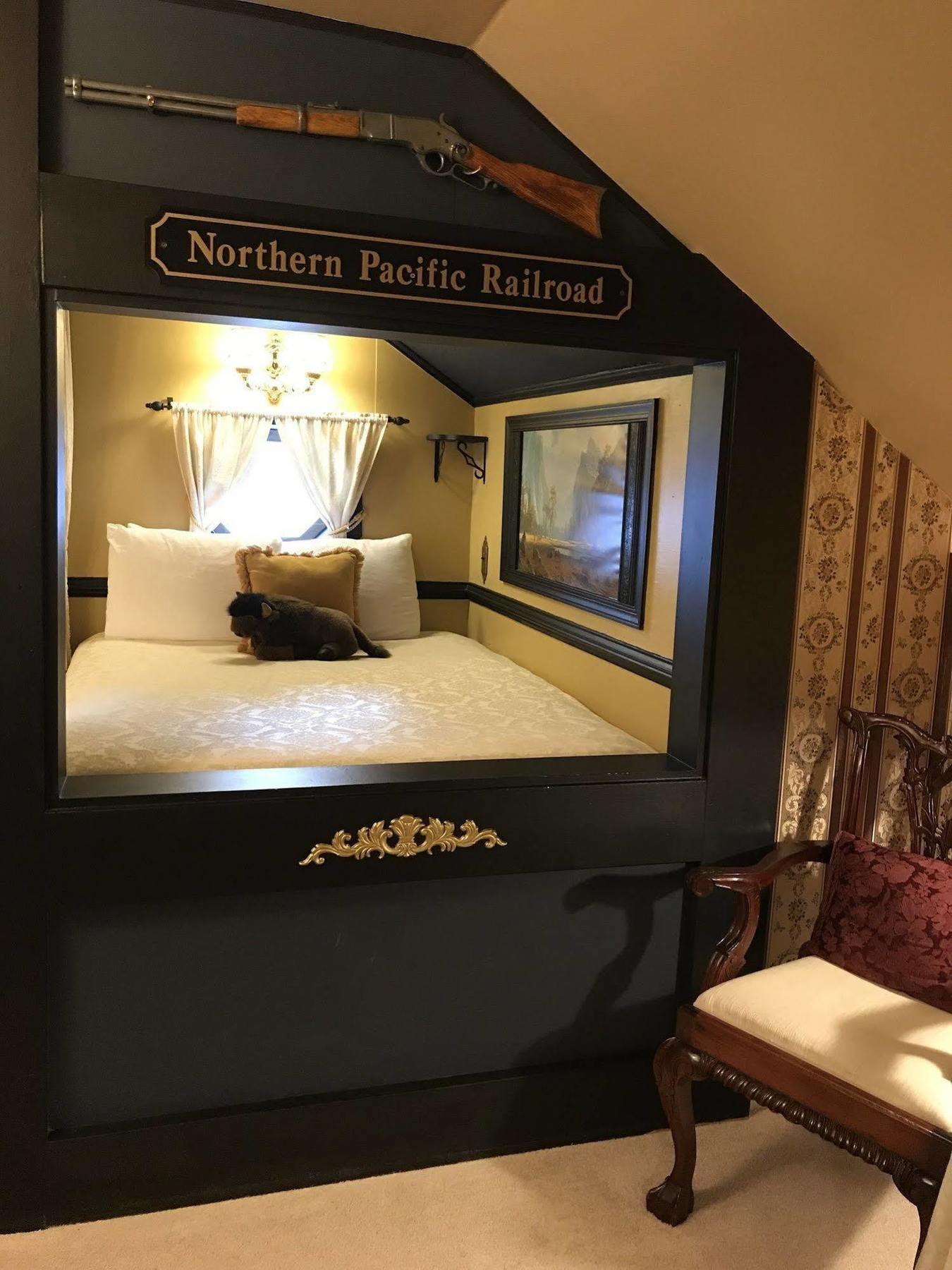 Bed & Breakfast A White House 3*