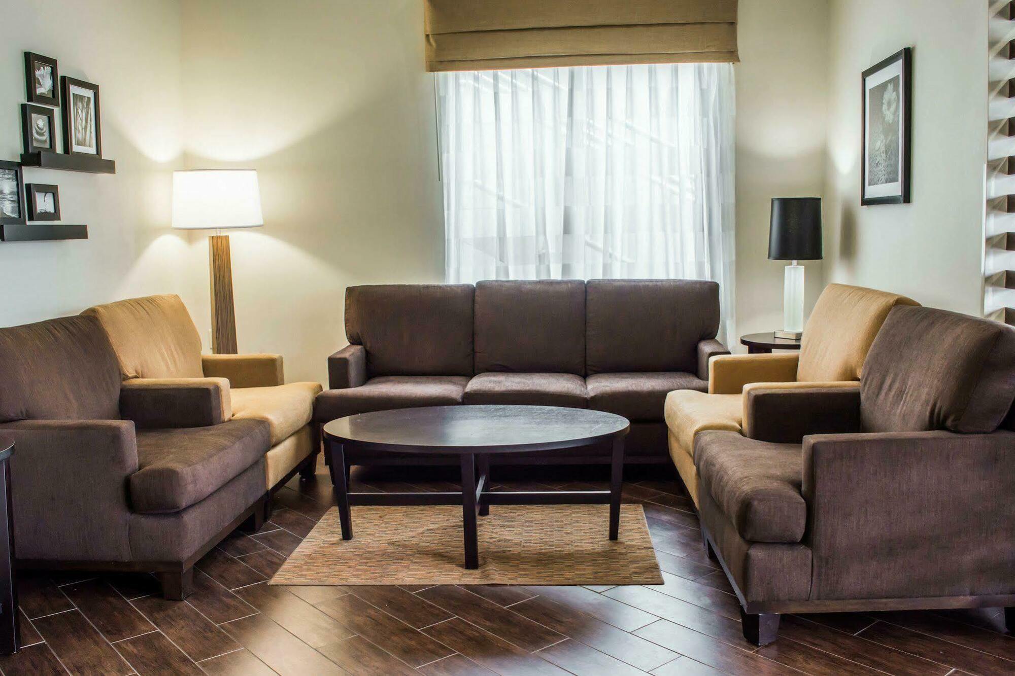 Sleep Historic Inn 2*