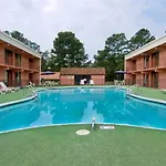 Days Inn Williamsburg Central