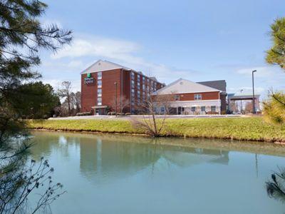 Resort Express Williamsburg North By Ihg