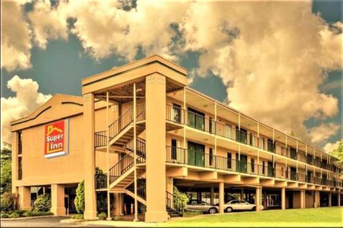 Hotel By Marriott