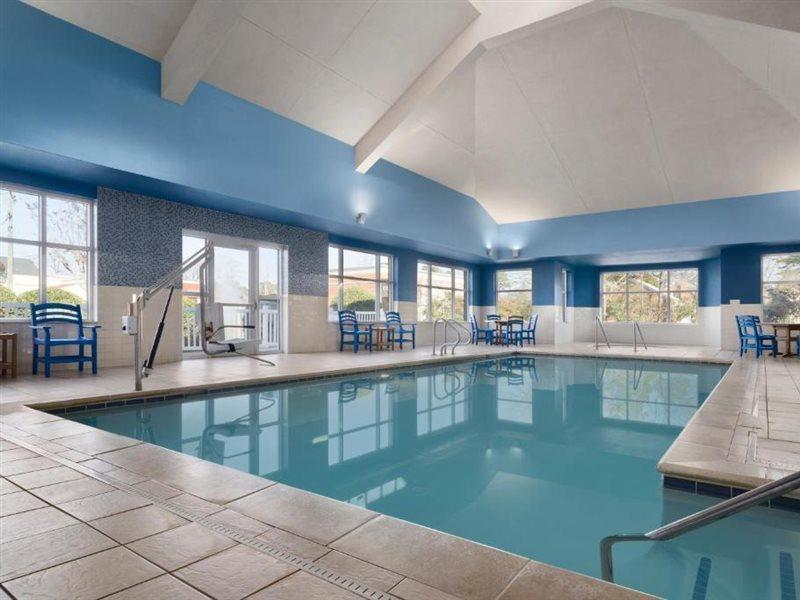 Hotel Country & By Radisson, Historic Area, Va