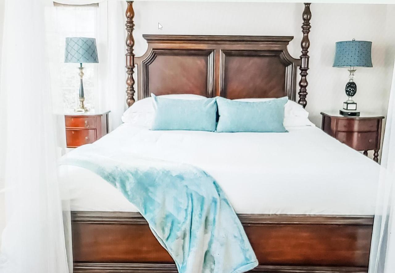 Bed & Breakfast Colonial Gardens Williamsburg