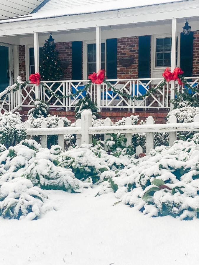 Bed & Breakfast Colonial Gardens