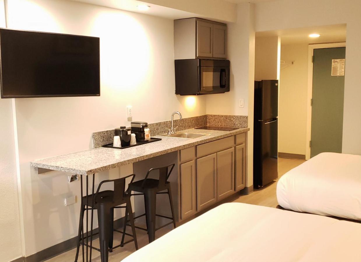 Hotel Suburban Williamsburg