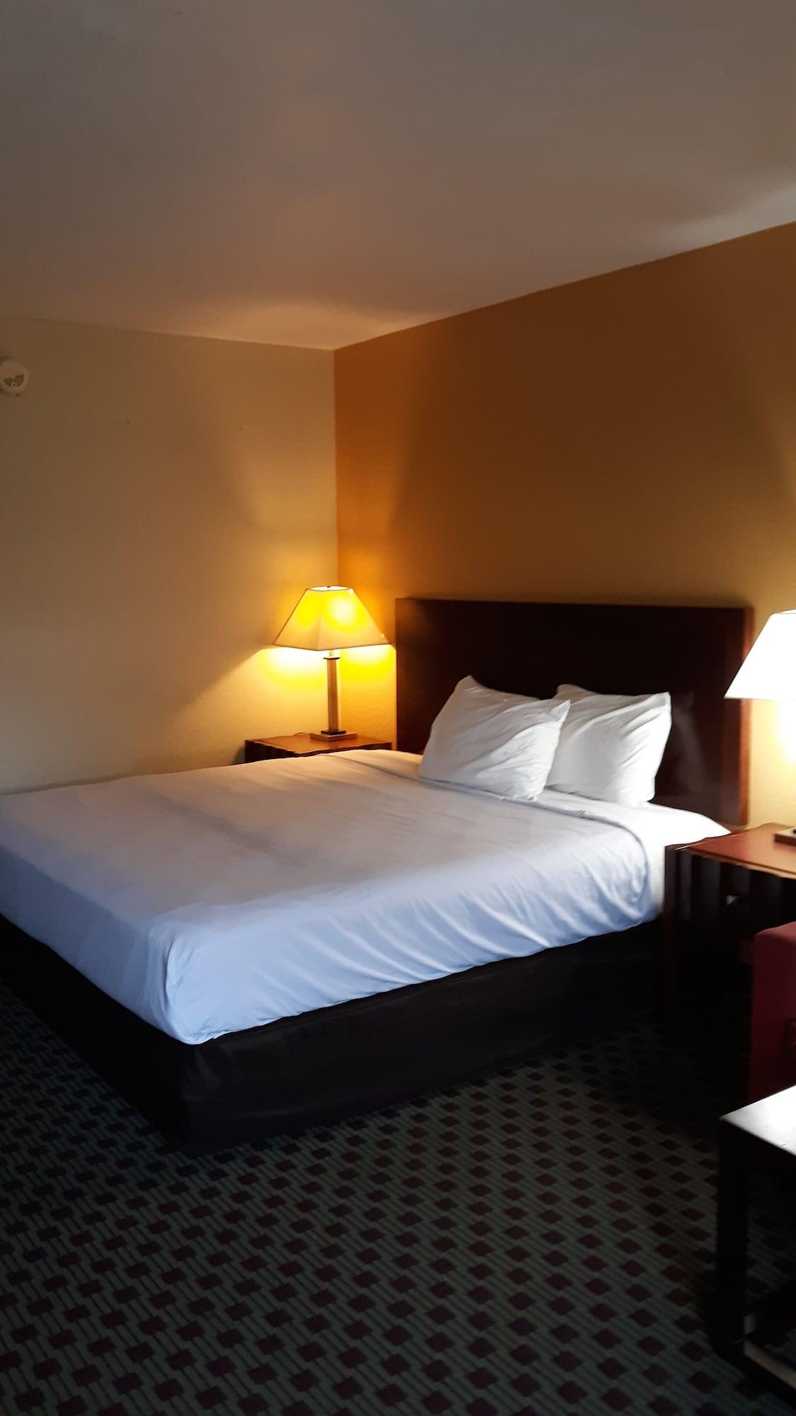 Baymont By Wyndham Hotel Williamsburg