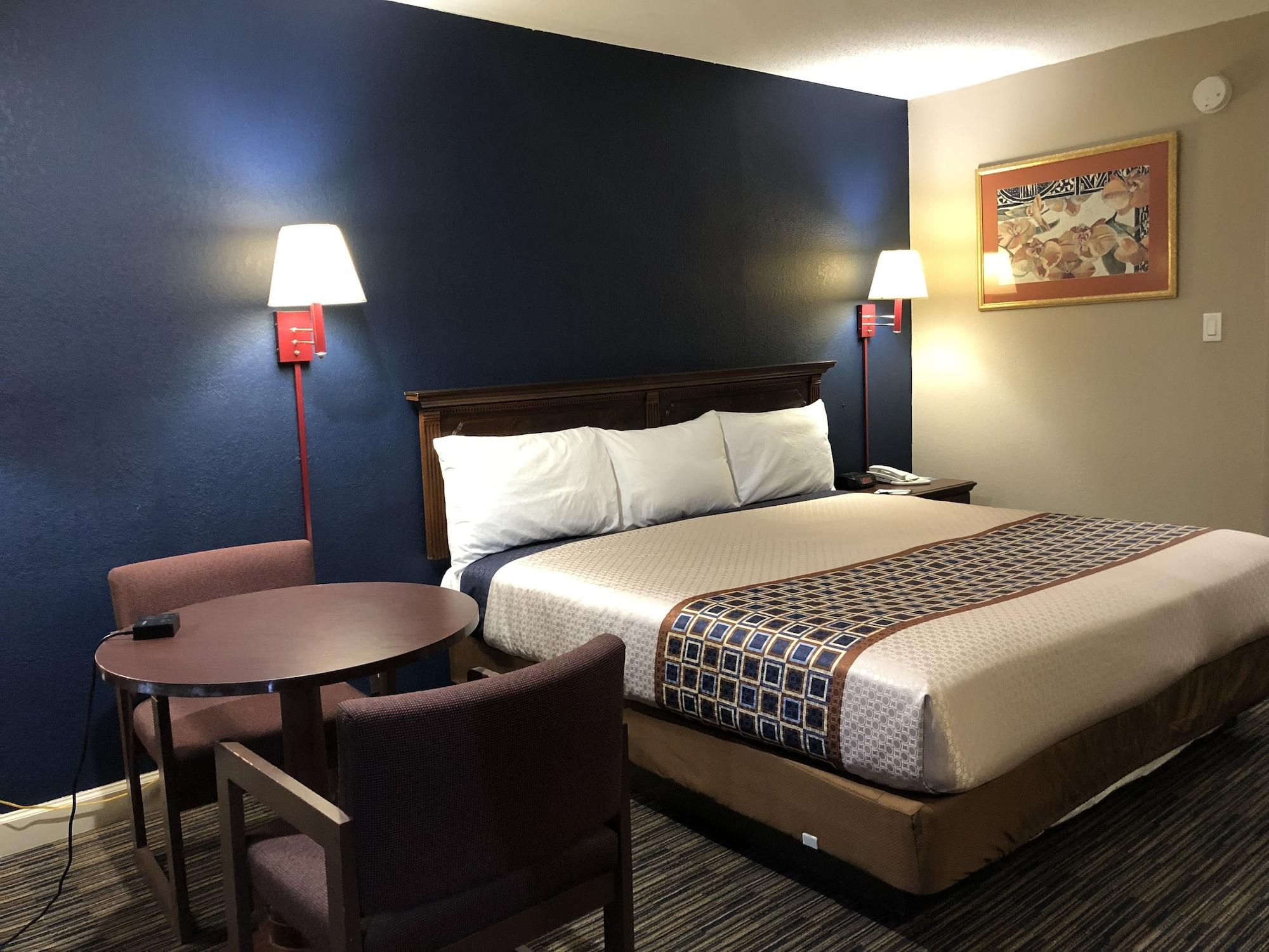 Hotel Travelodge By Wyndham Colonial Area *