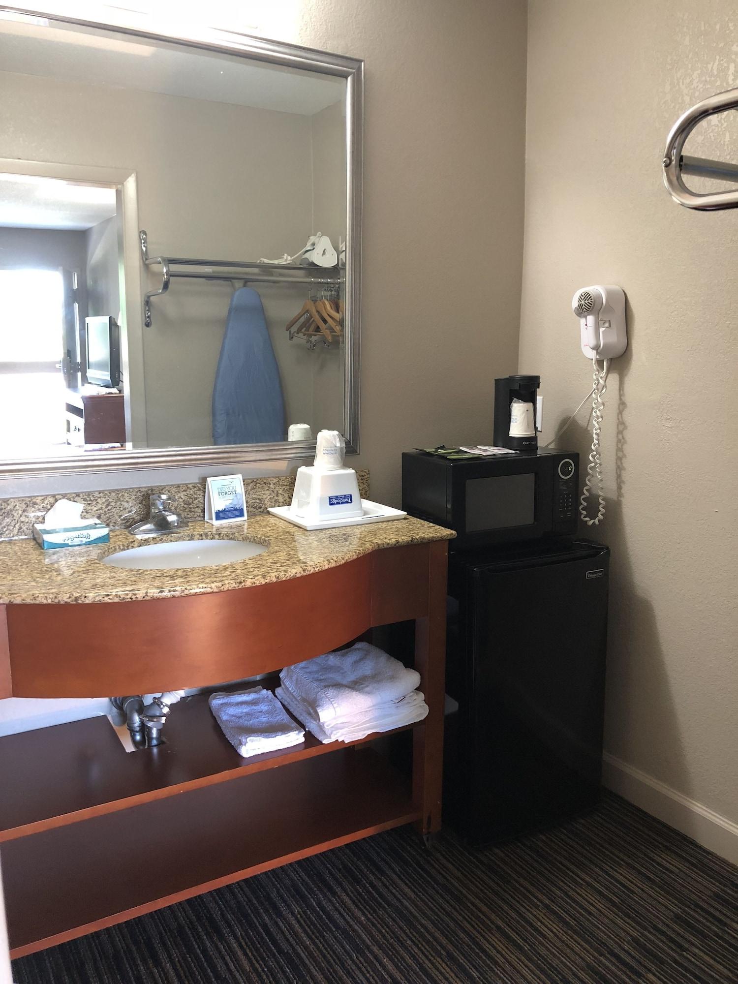 Travelodge By Wyndham Colonial Area Williamsburg