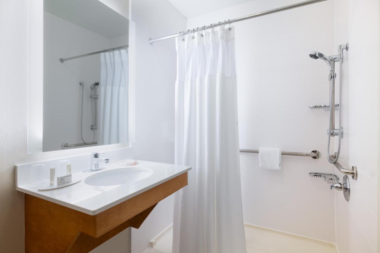 Springhill By Marriott Hotel 3*