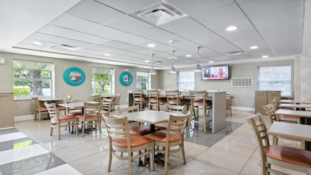 Express Williamsburg North By Ihg Resort Norge