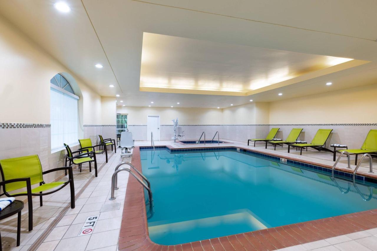 Hotel Springhill By Marriott 3*