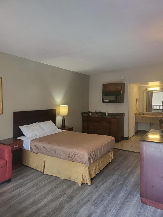 Baymont By Wyndham Hotel 2*