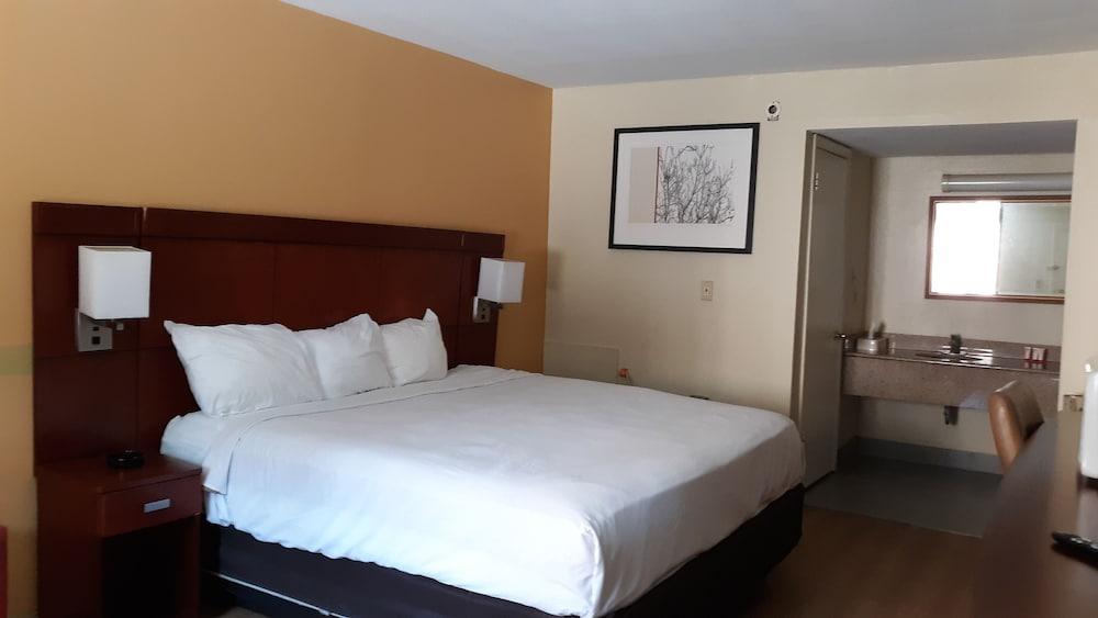 Baymont By Wyndham Hotel Williamsburg