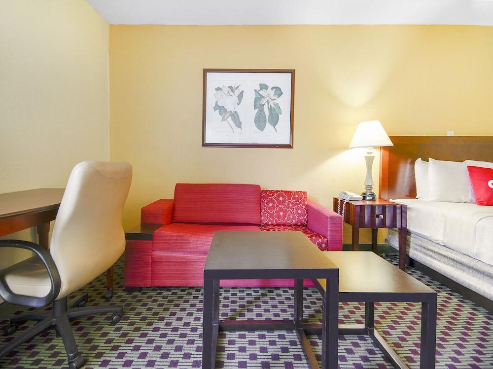 Hotel Baymont By Wyndham 2*