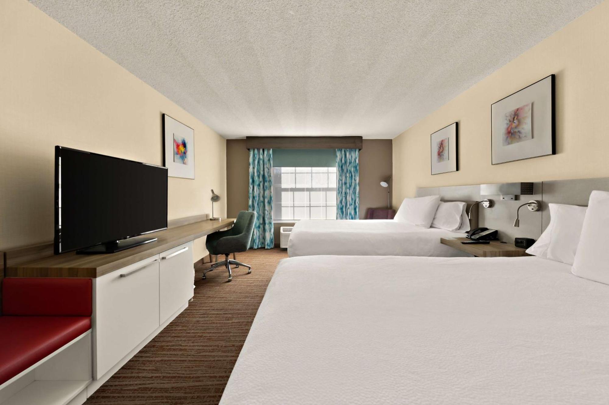 Hilton Garden Hotel 3*