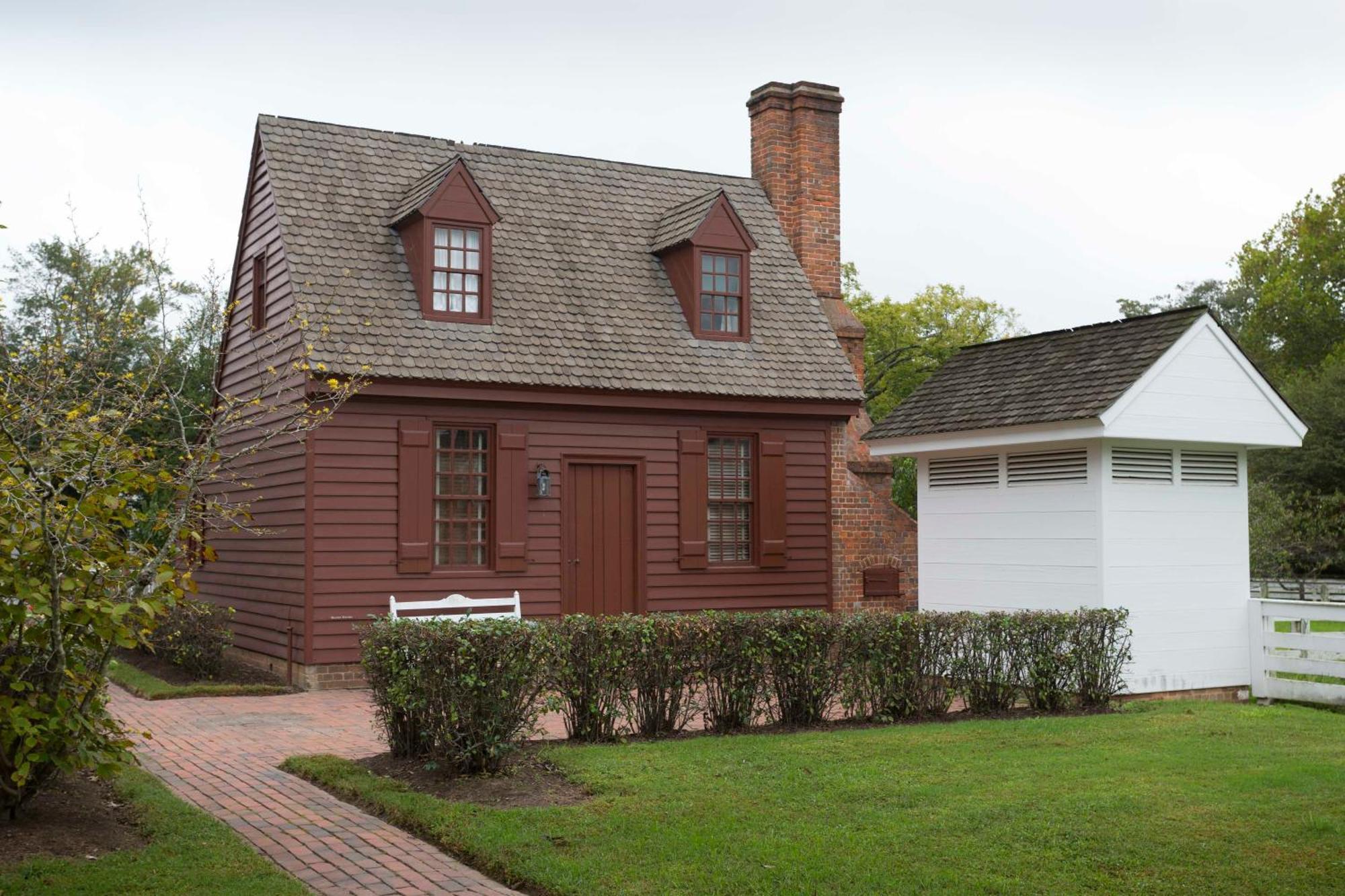 Hotel Colonial Houses, An Official Colonial Williamsburg