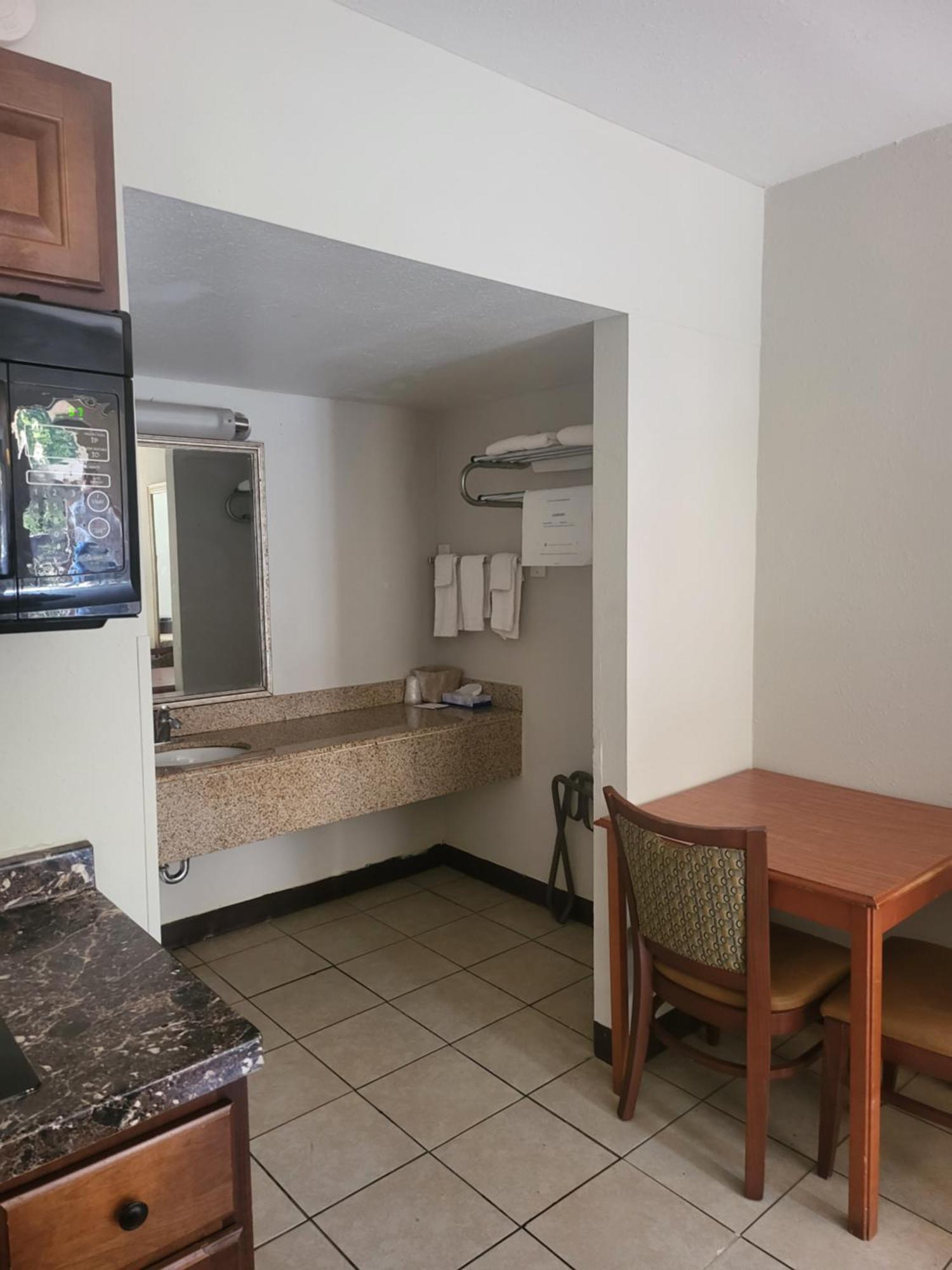 Baymont By Wyndham Williamsburg