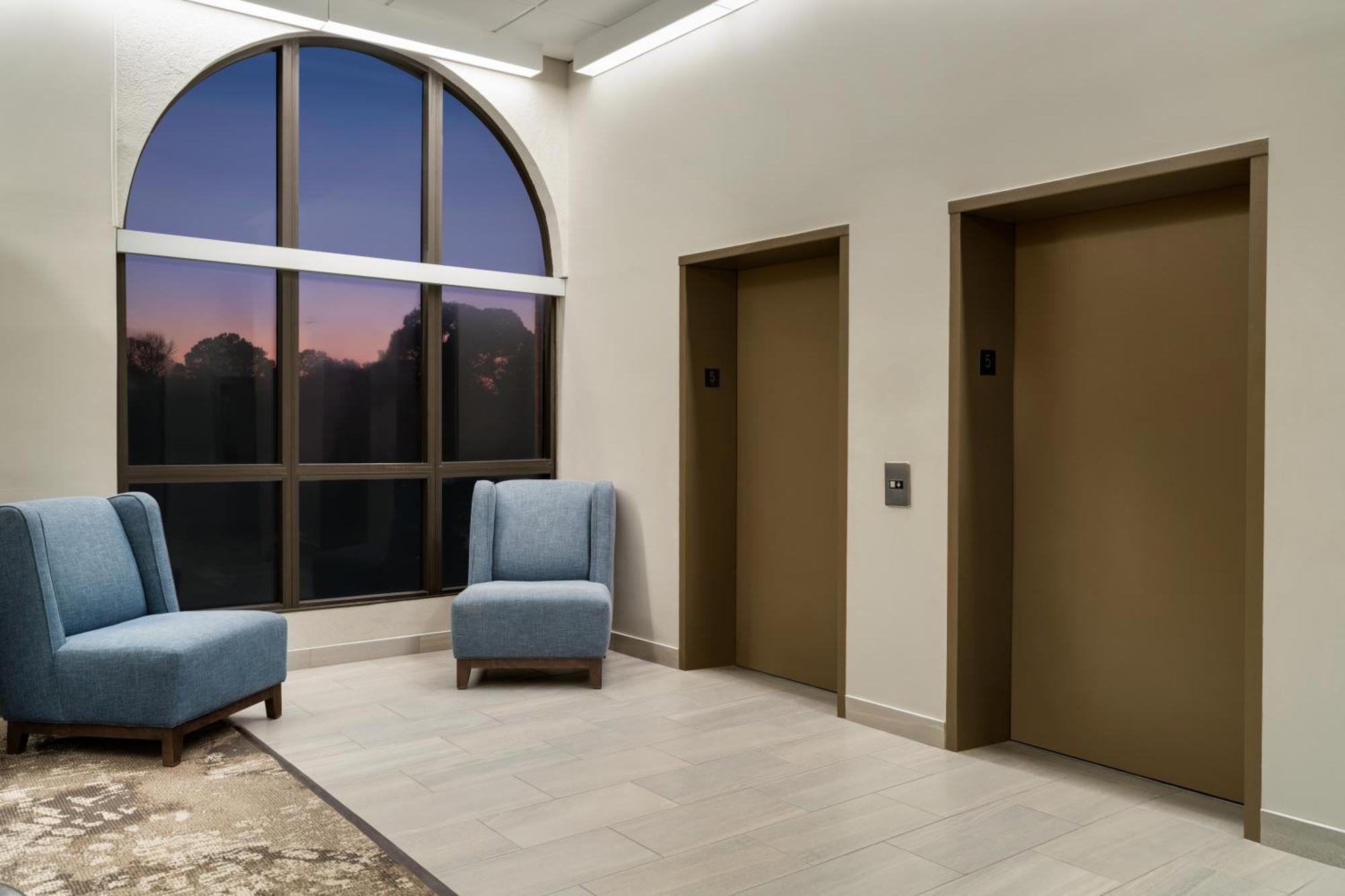Hotel Wingate By Wyndham 2*
