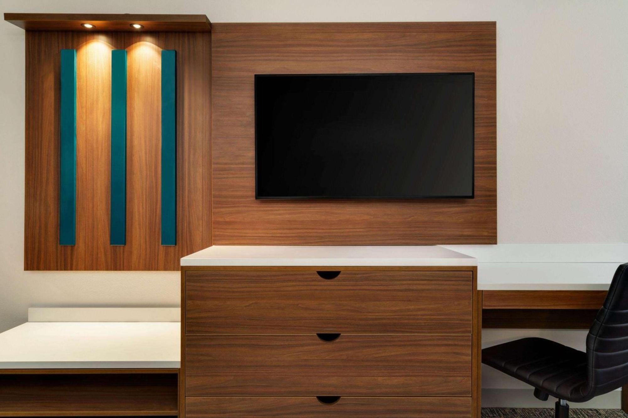 Wingate By Wyndham 2*