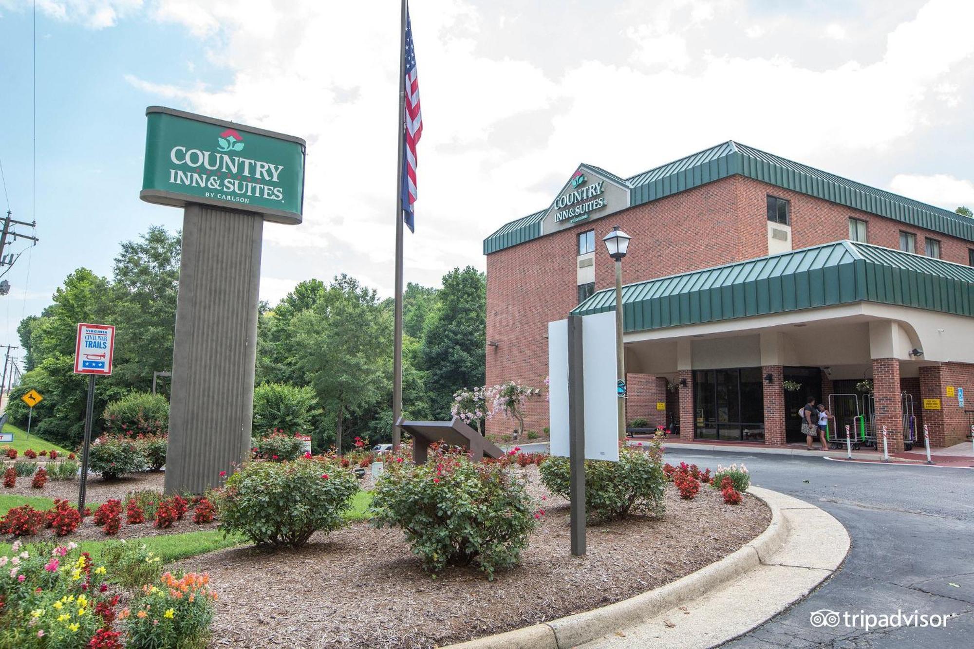 Hotel Country & By Radisson, East Busch Gardens , Va Williamsburg