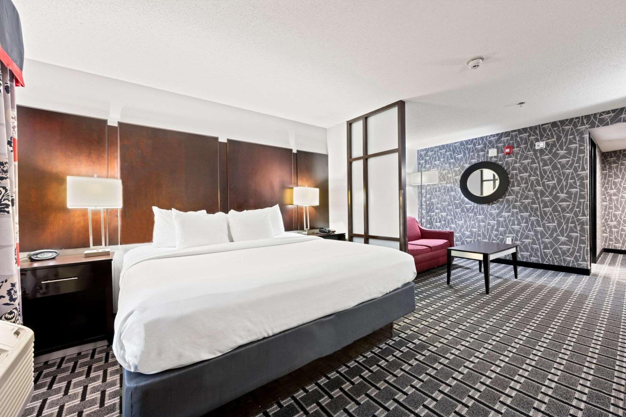 Hotel Comfort Historic Area 2*