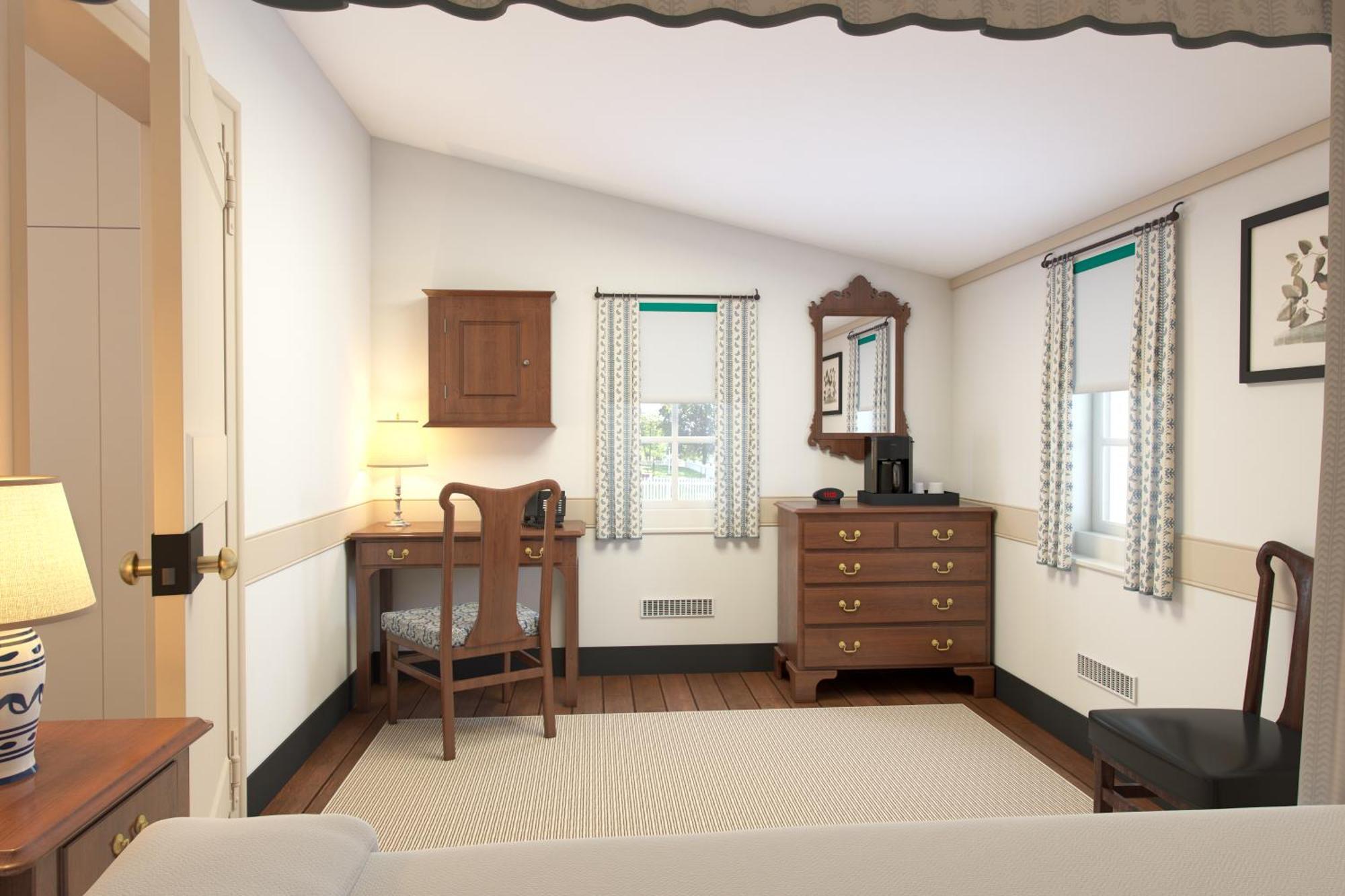 Colonial Houses, An Official Colonial Hotel Williamsburg