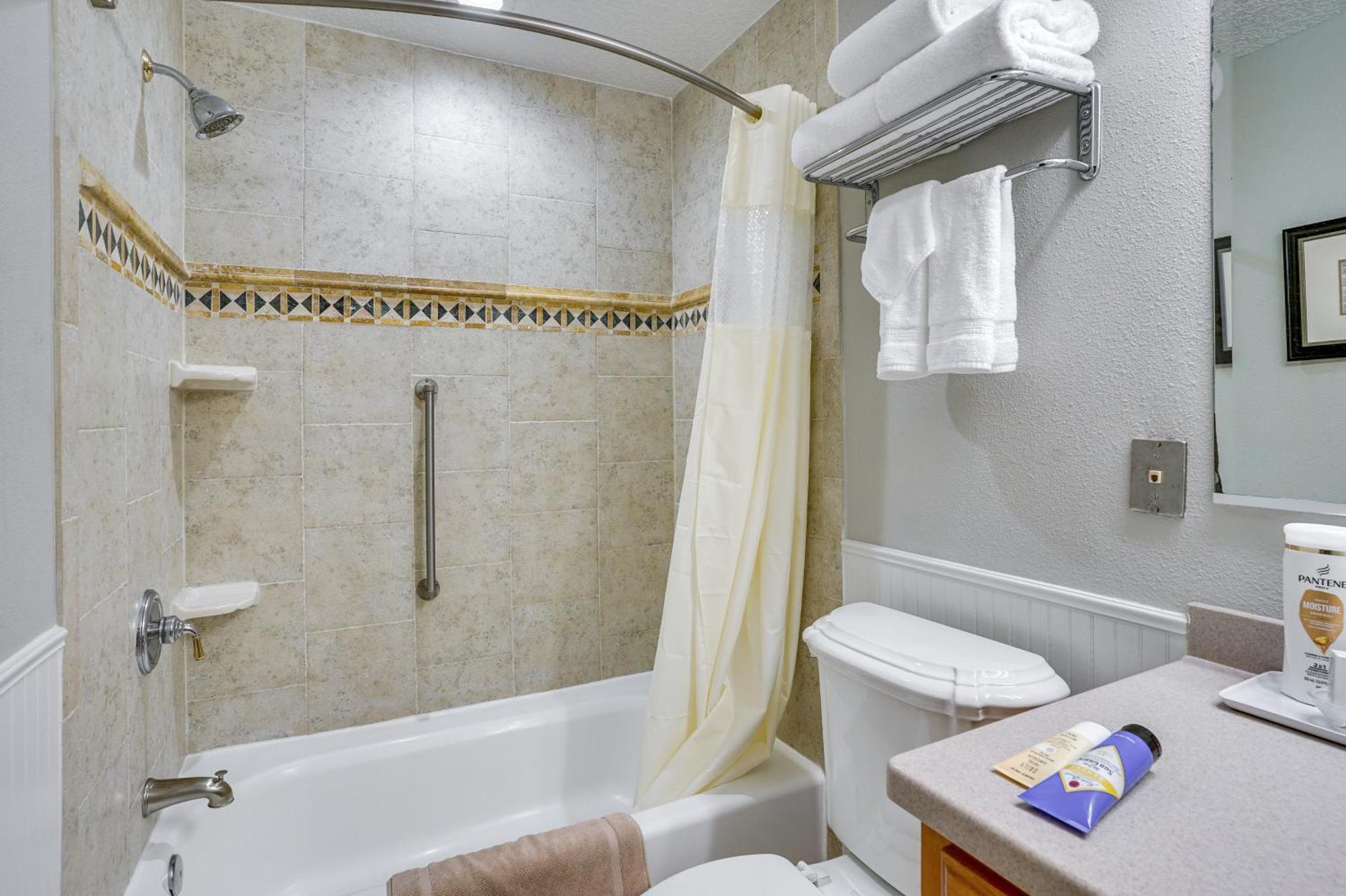 3 Mi To Busch Gardens! Apartment Williamsburg