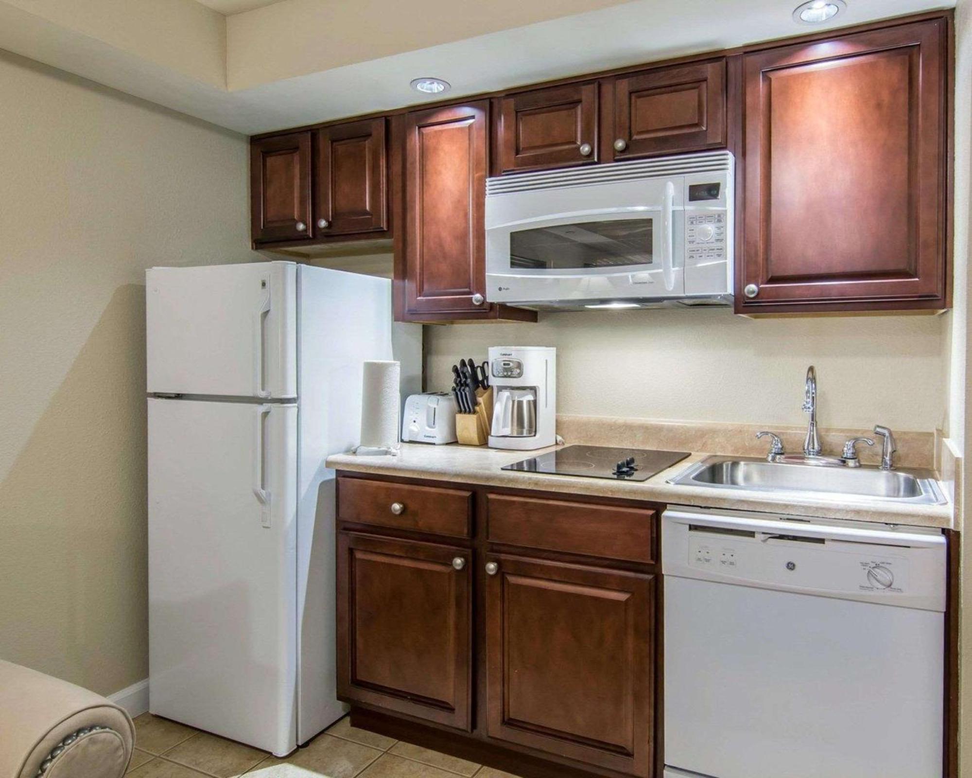 Bluegreen Vacations Patrick Henry Sqr, Ascend Collection Hotel Williamsburg