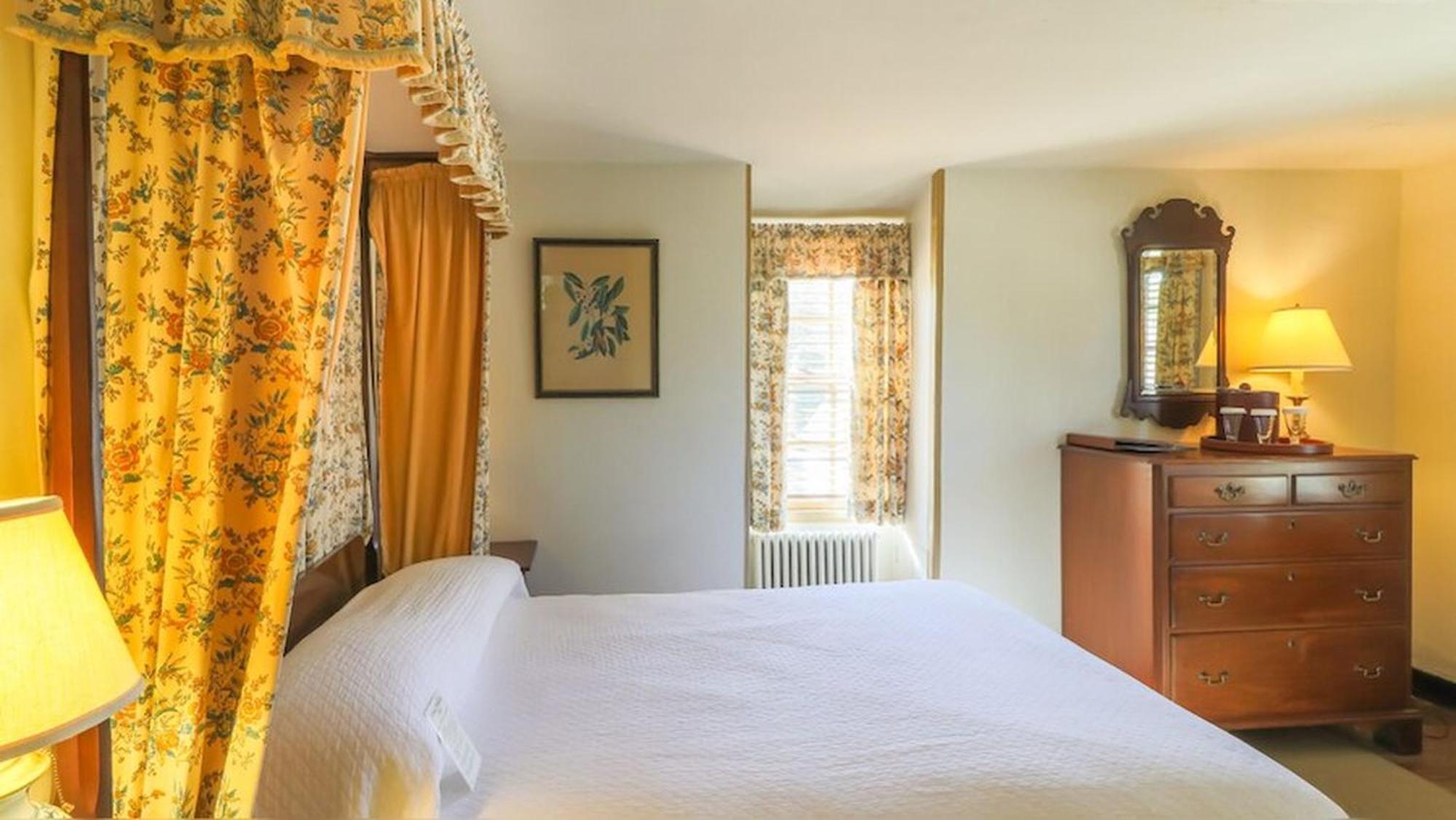 Hotel Colonial Houses, An Official Colonial 5*