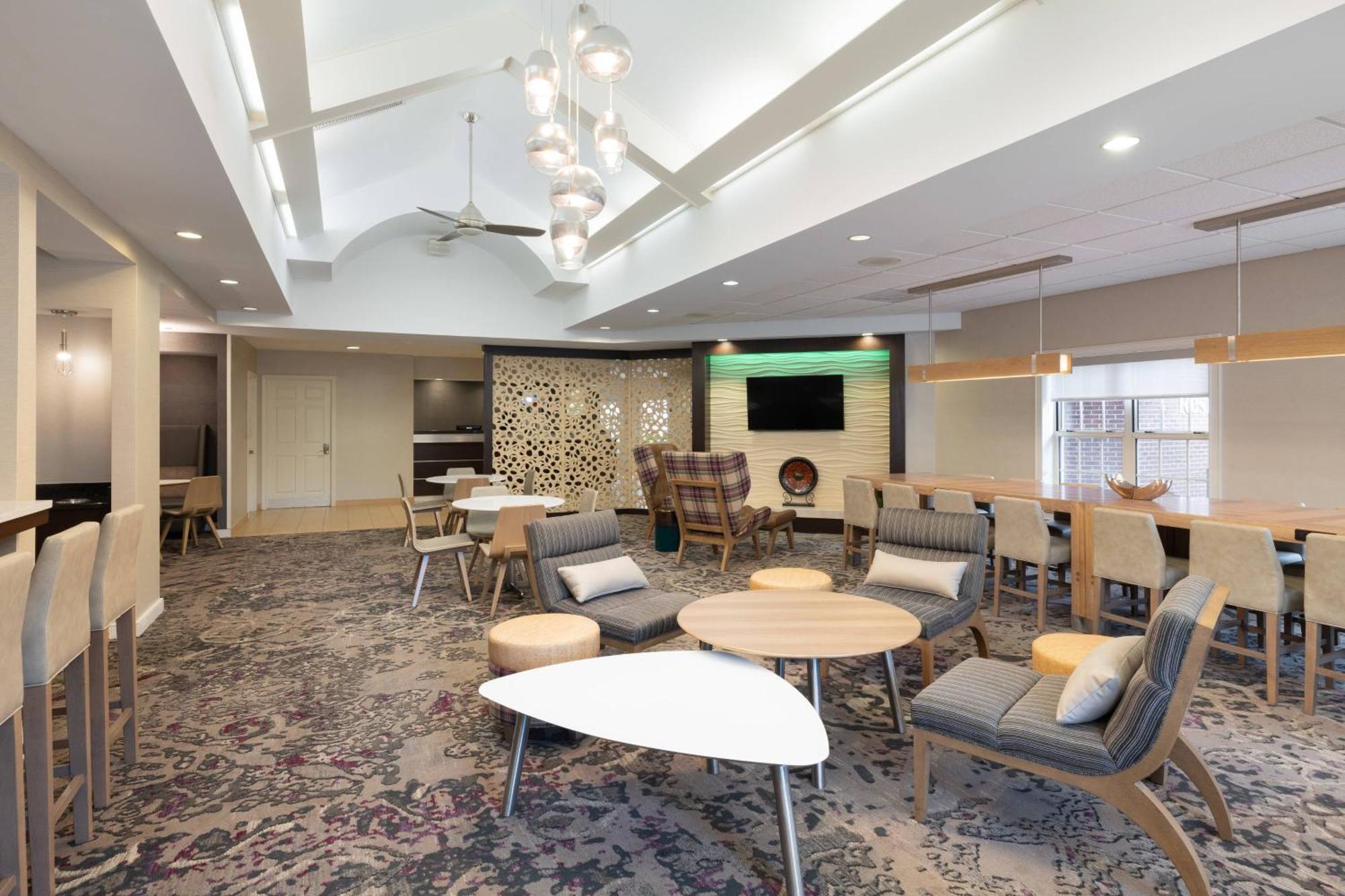Hotel By Marriott Williamsburg