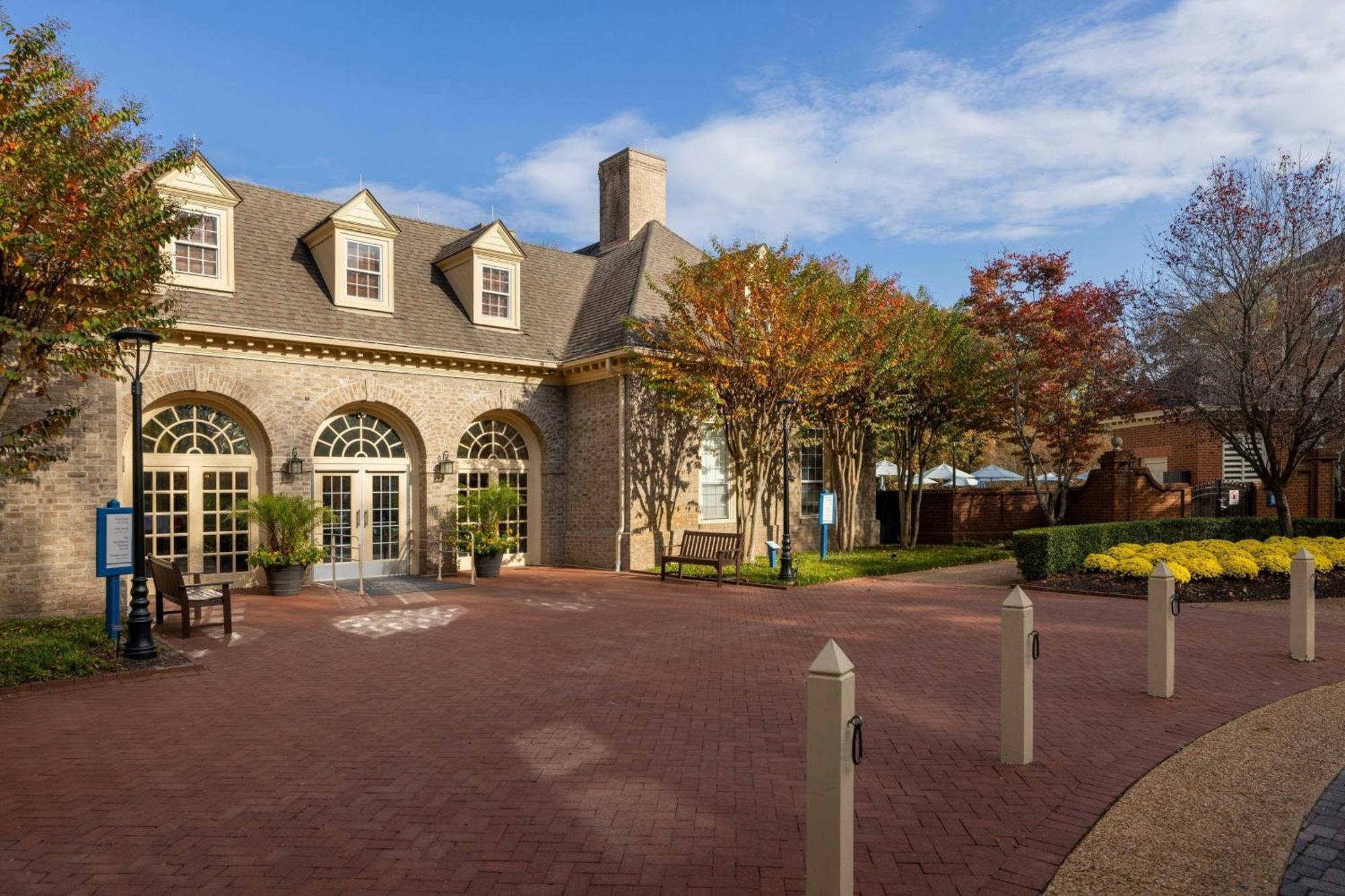 Marriott's Manor Club At Ford's Colony Hotel Williamsburg
