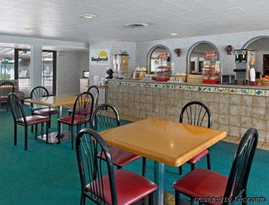 Days Colonial Area Hotel