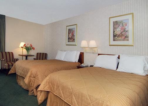 Wingate By Wyndham Hotel 2*