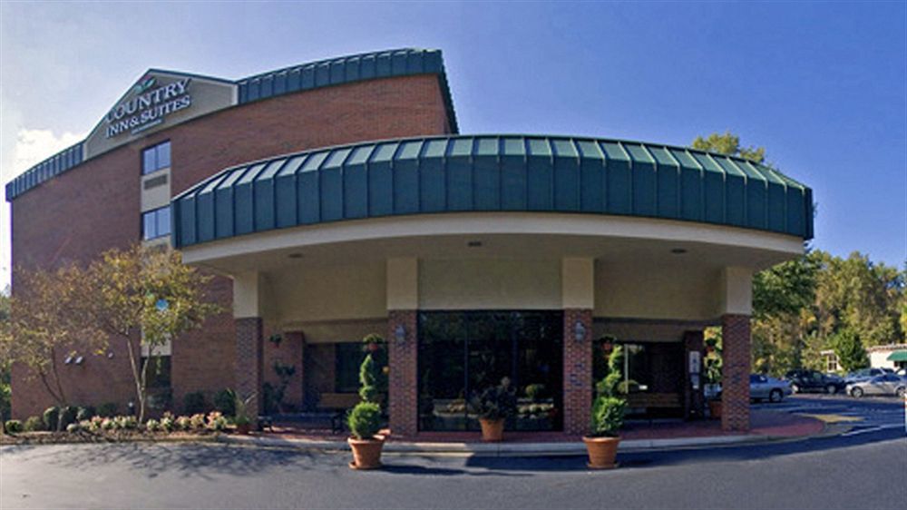 Country & By Radisson, East Busch Gardens , Va Hotel 3*