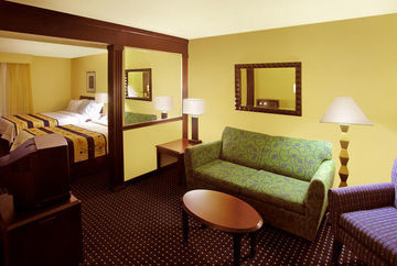 Springhill By Marriott 3*