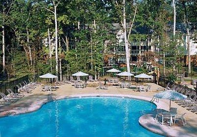 Hotel Marriott's Manor Club At Ford's Colony