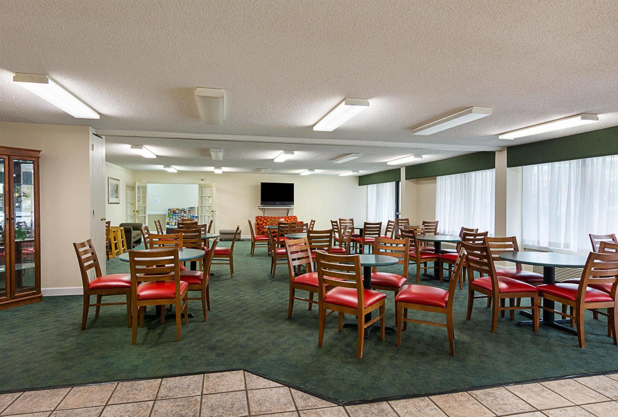 Days & By Wyndham Colonial 2* Williamsburg