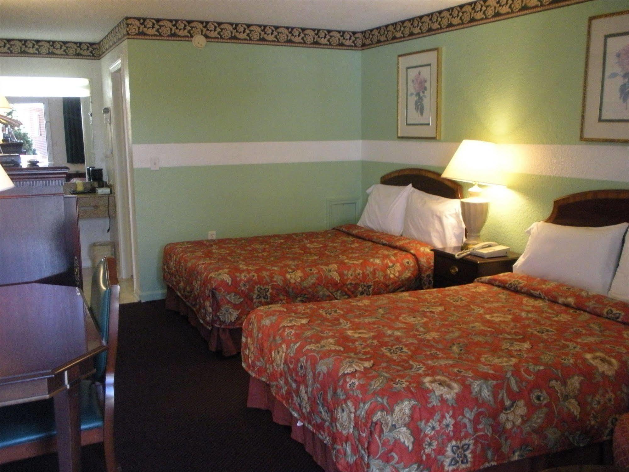 Budget Motel 2*